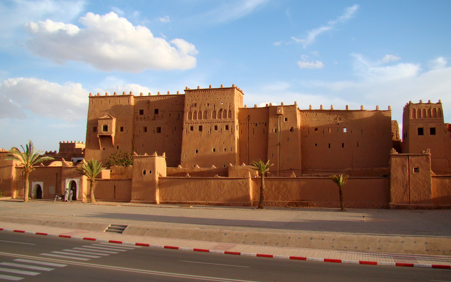Tour privado de 13 días a Marruecos desde Tánger
